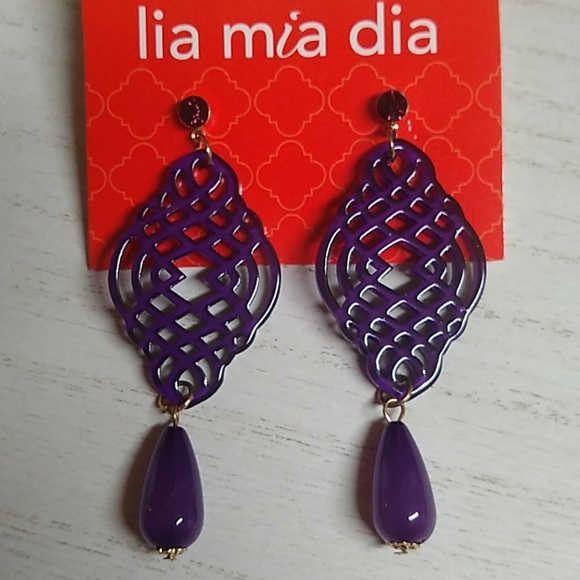 Lia Mia Dia Jewelry - 😻 3 For $15 Purple Lucite Bling Stud Dangle